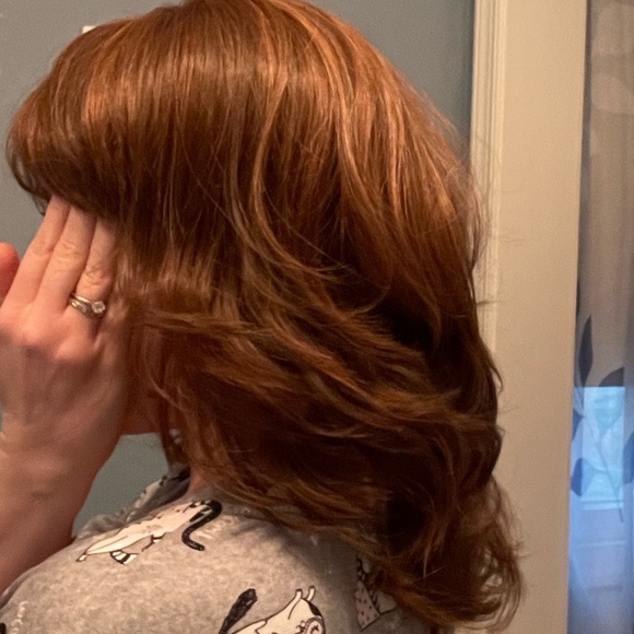 Tressalure Wig in dark auburn/chestnut - Picture 6 of 16